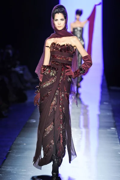 Look 57